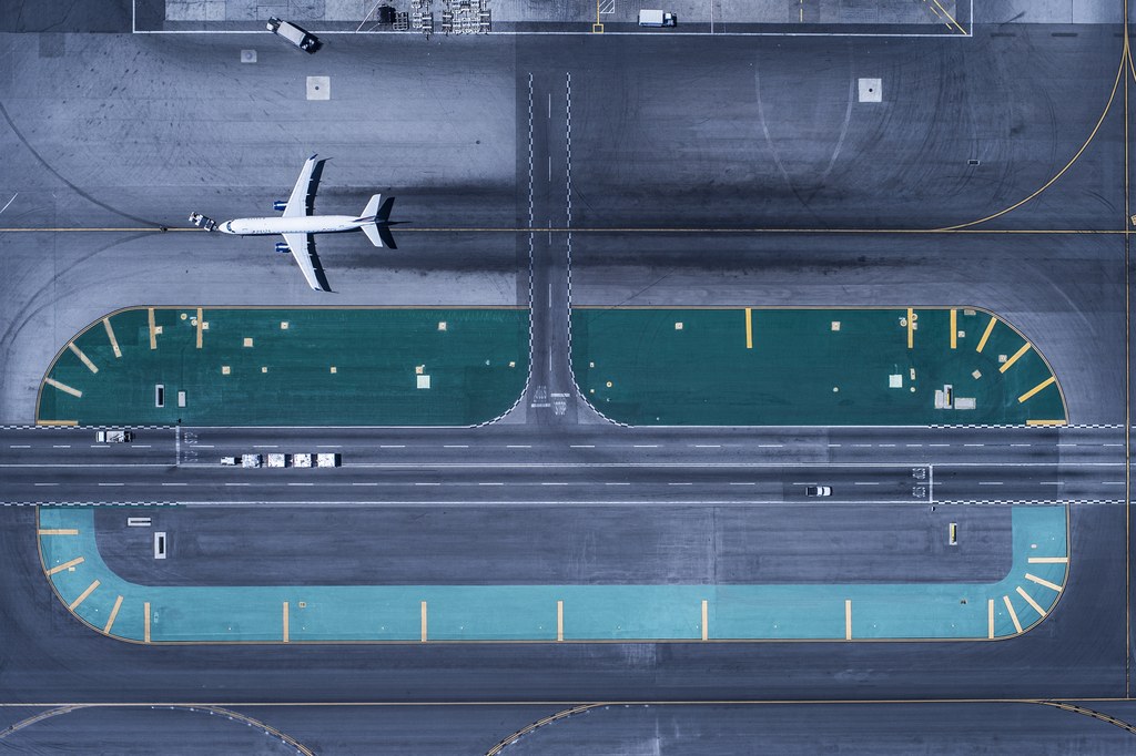 aerial-shot-lax-airport-gettyimages-567874077
